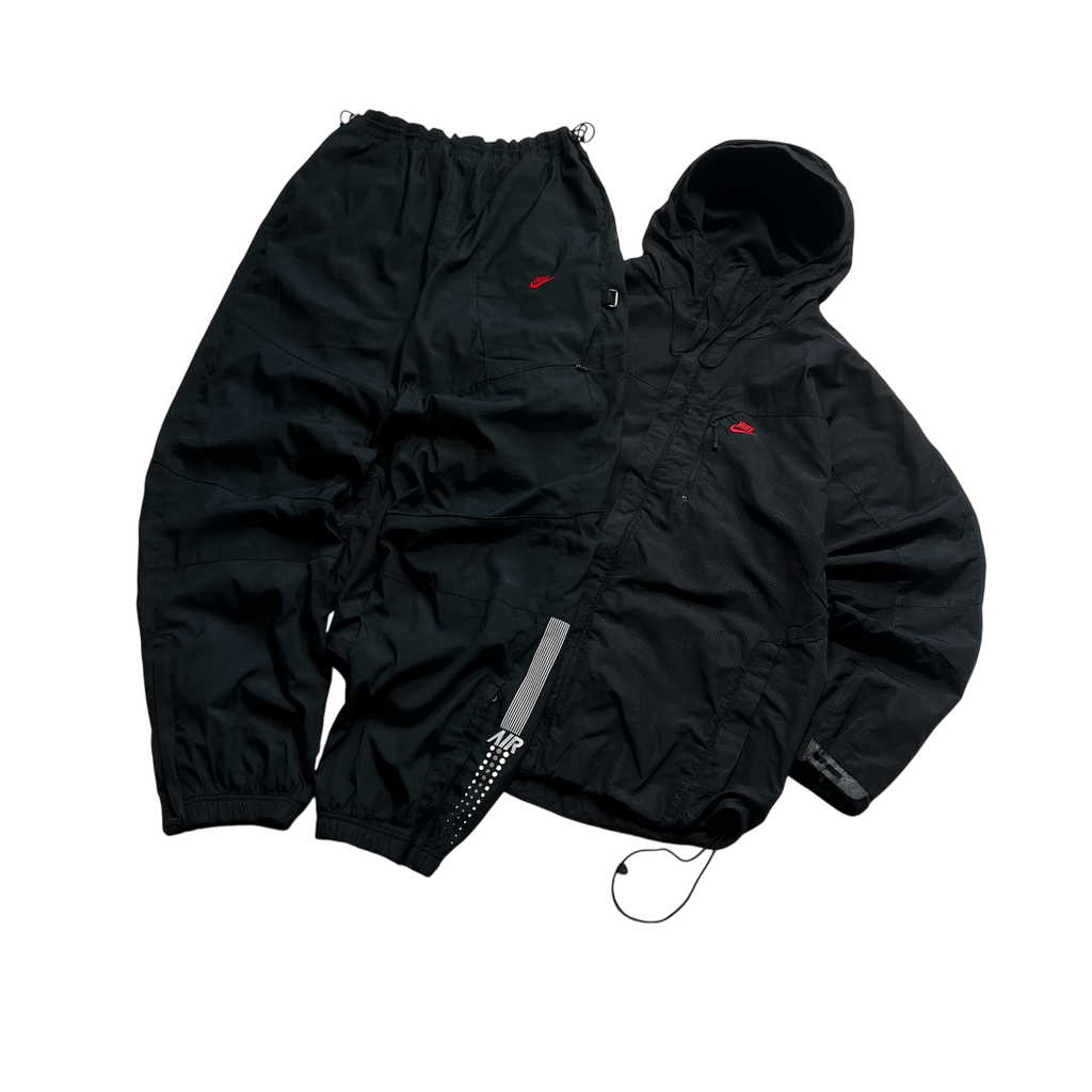 Nike vintage tracksuit (L-XL)