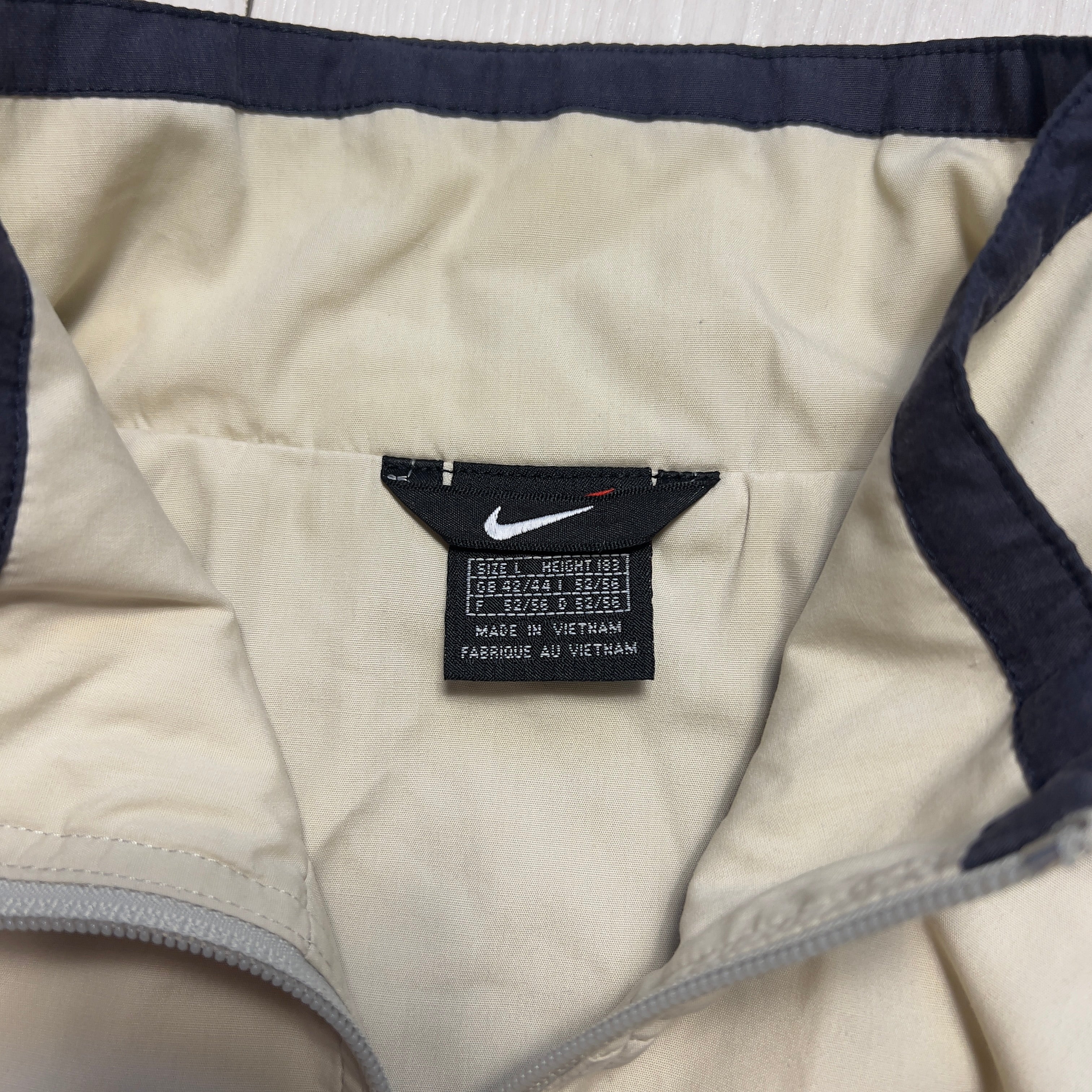 Nike vintage 90’ trackjacket (L)