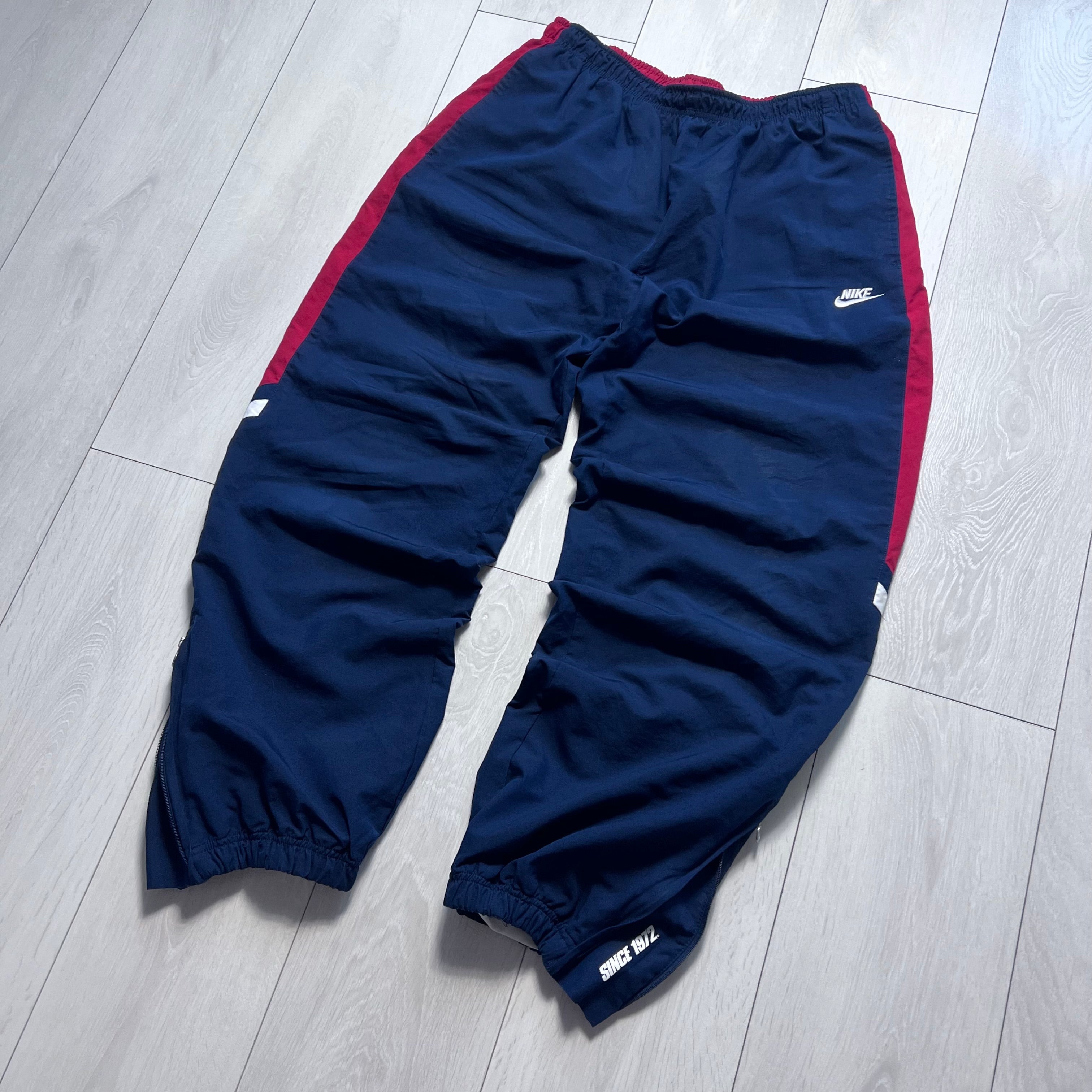 Nike vintage Trackpants (XL)