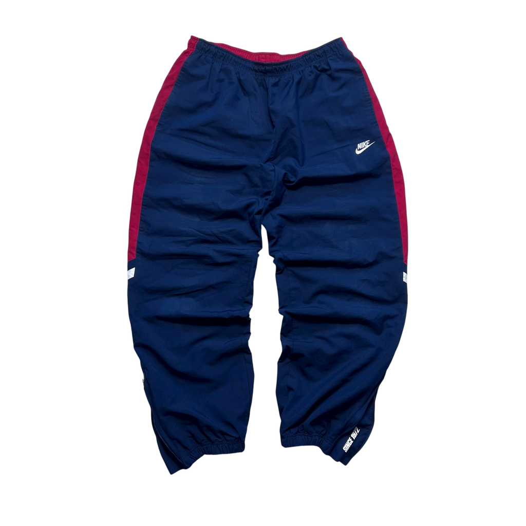 Nike vintage Trackpants (XL)