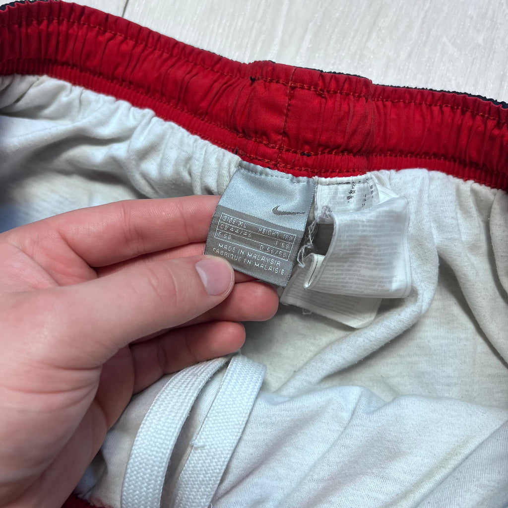 Nike vintage Trackpants (XL)