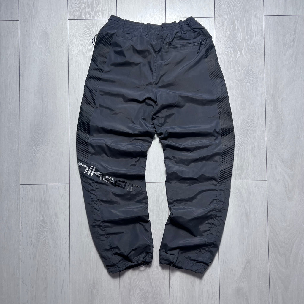 Nike vintage trackpants (M)