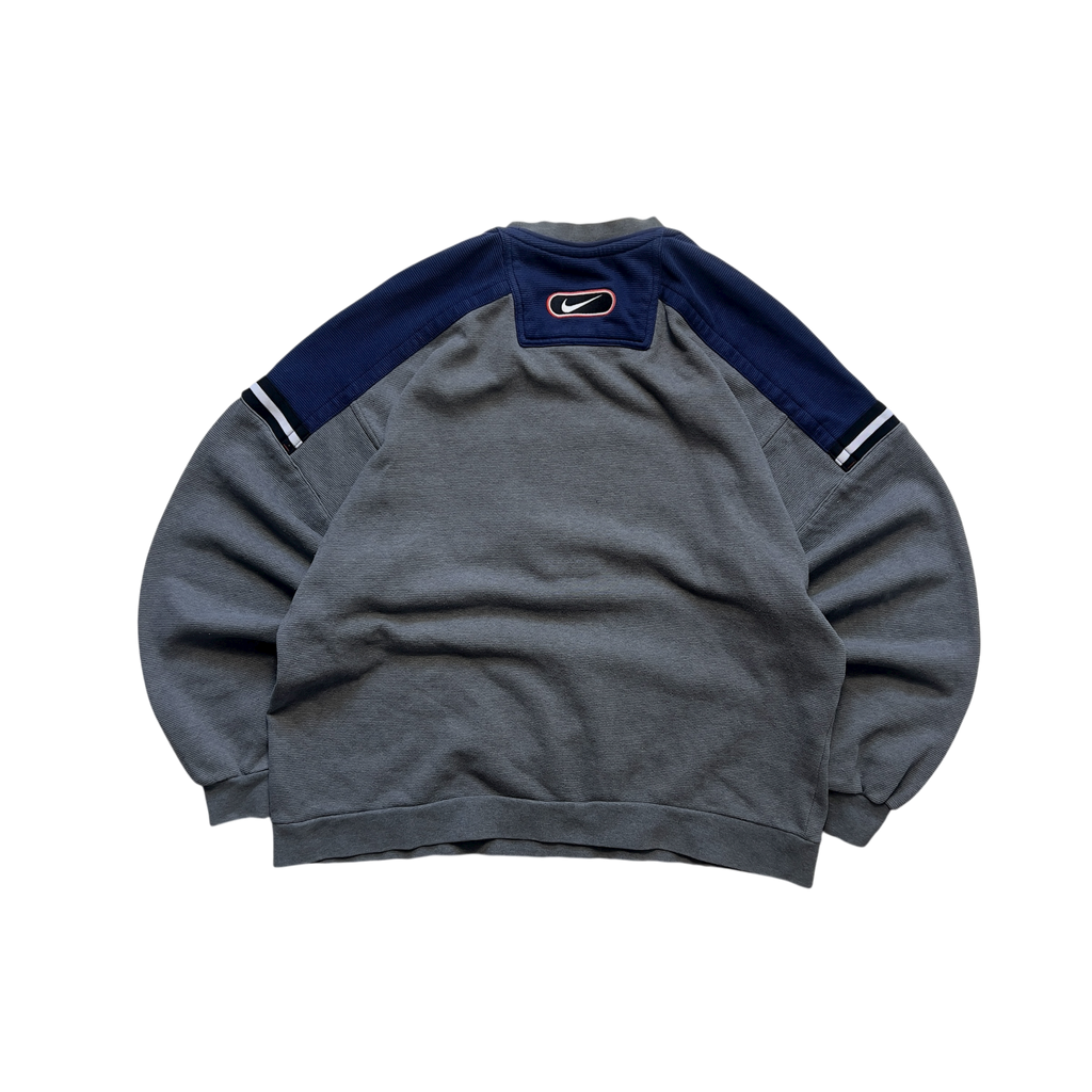 Nike vintage crewneck (M)