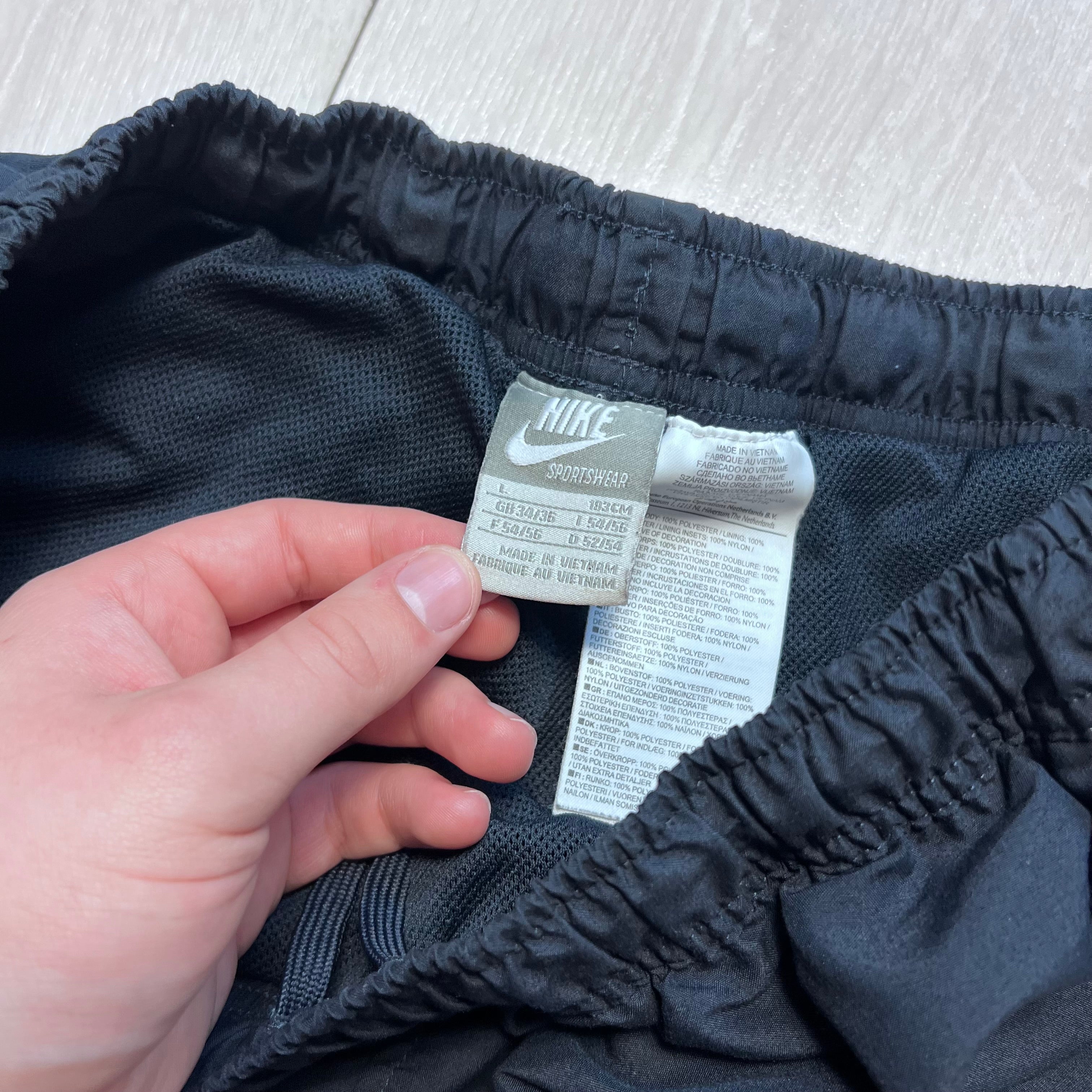 Nike vintage trackpants (L)