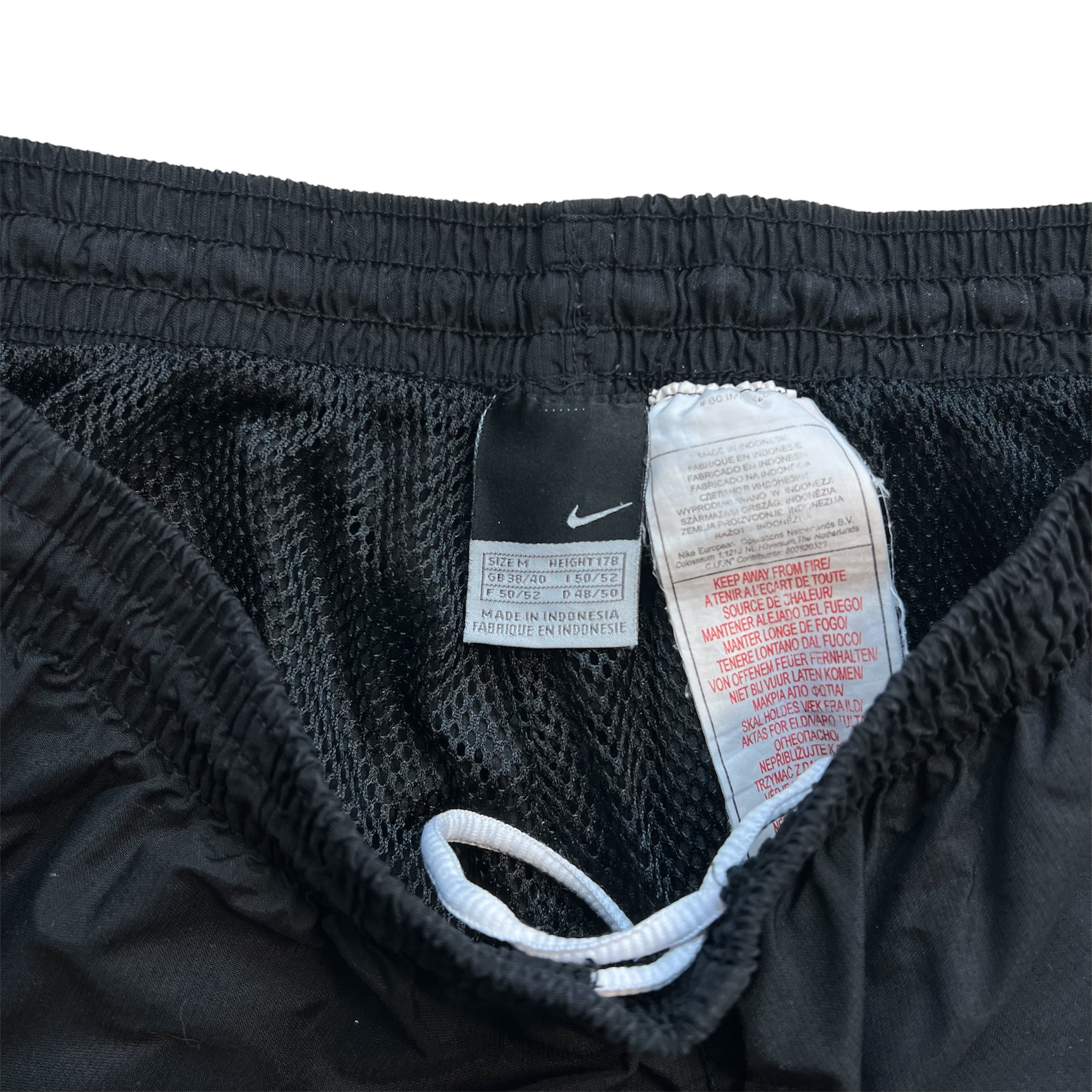 Nike trackpants(M)