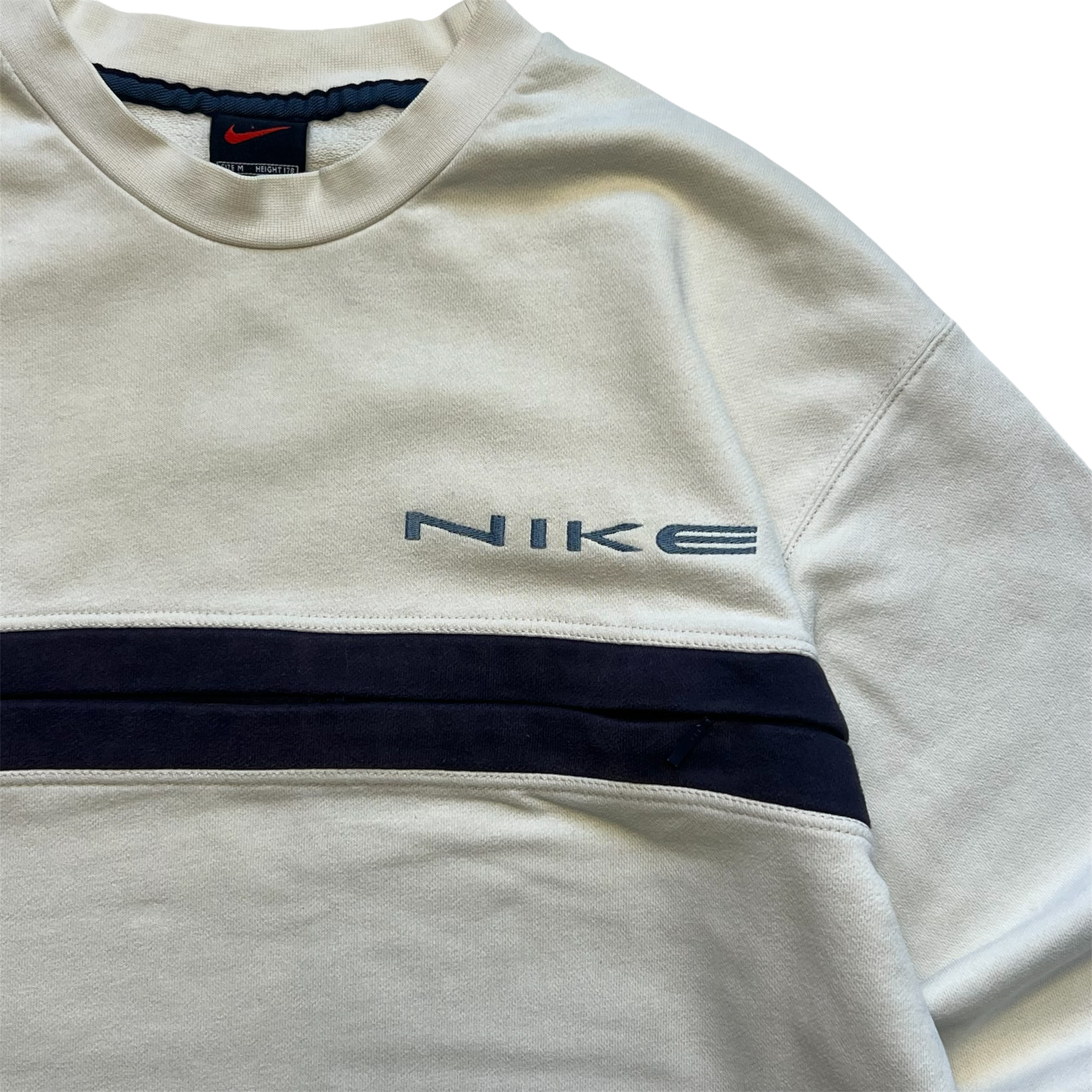 Nike sweater (M)