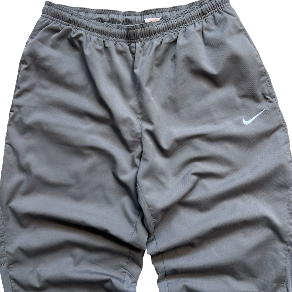 Nike trackpants (L)