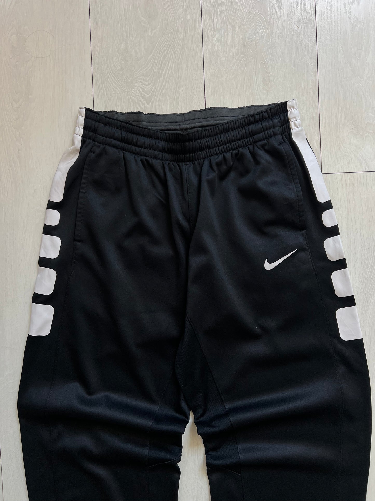 Nike vinatage trackpants