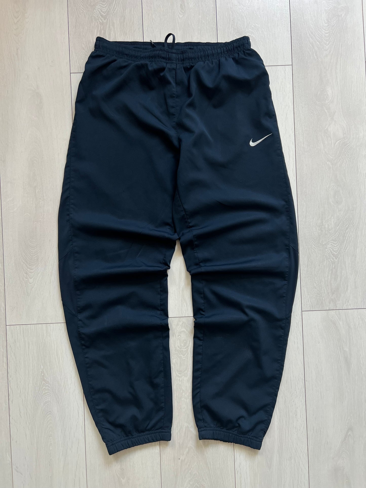 Nike vintage trackpants