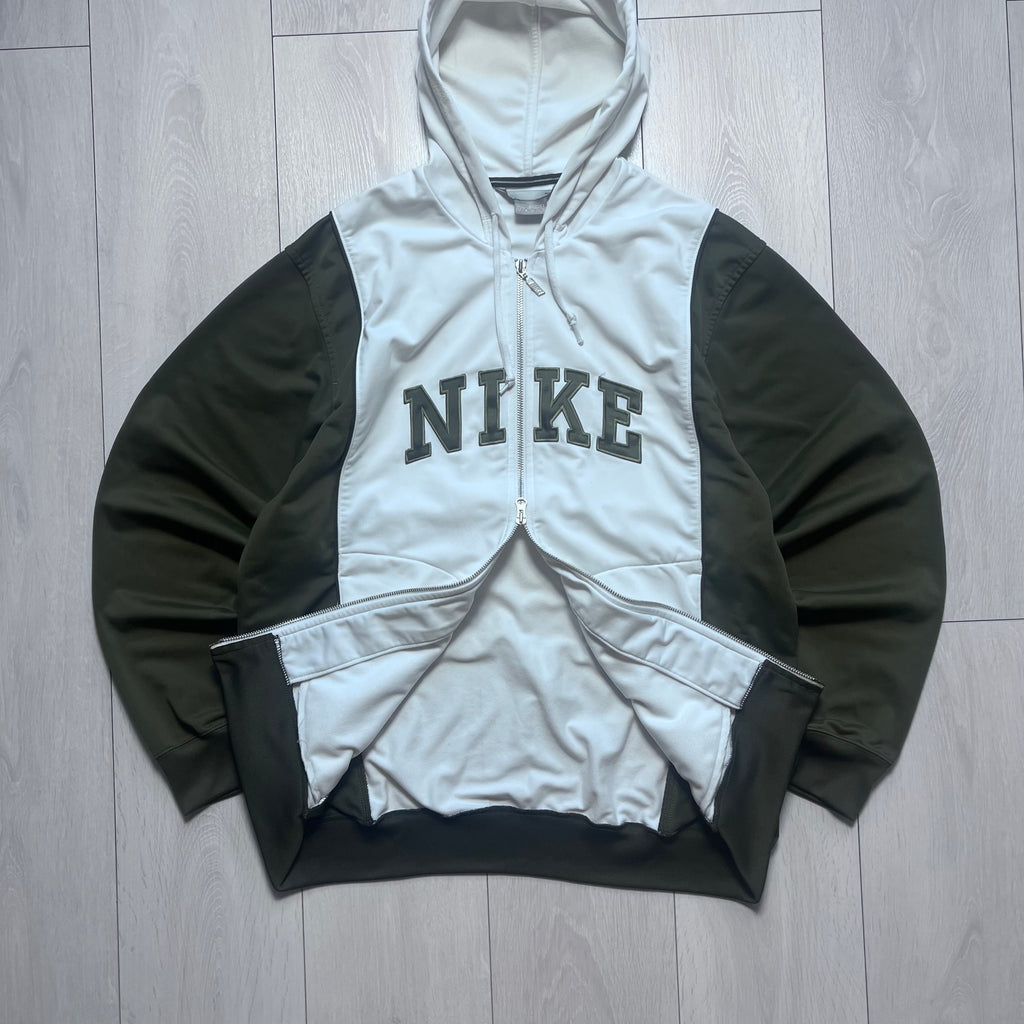 Nike vintage zip hoodie (L)
