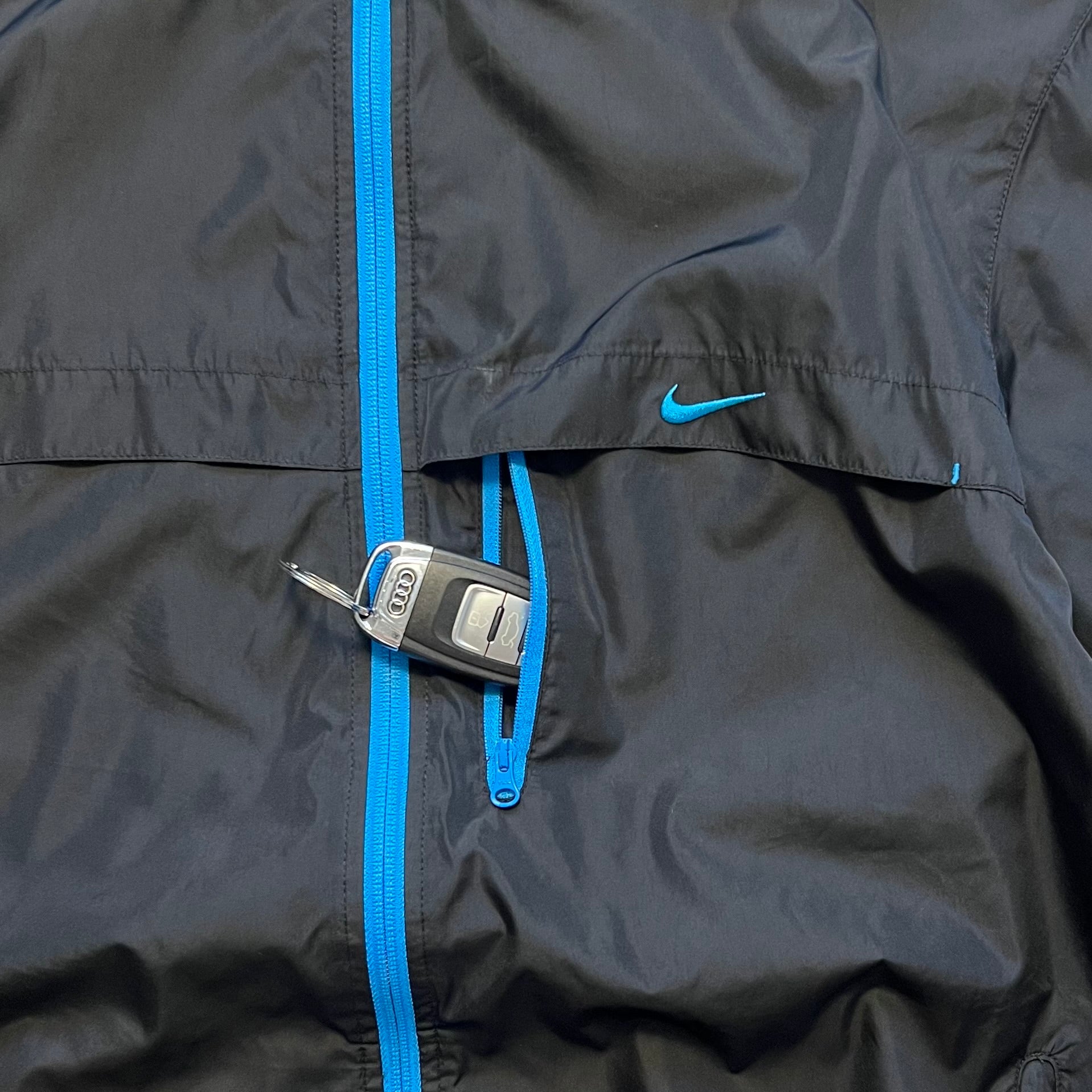 Nike vintage windbreaker (XL)