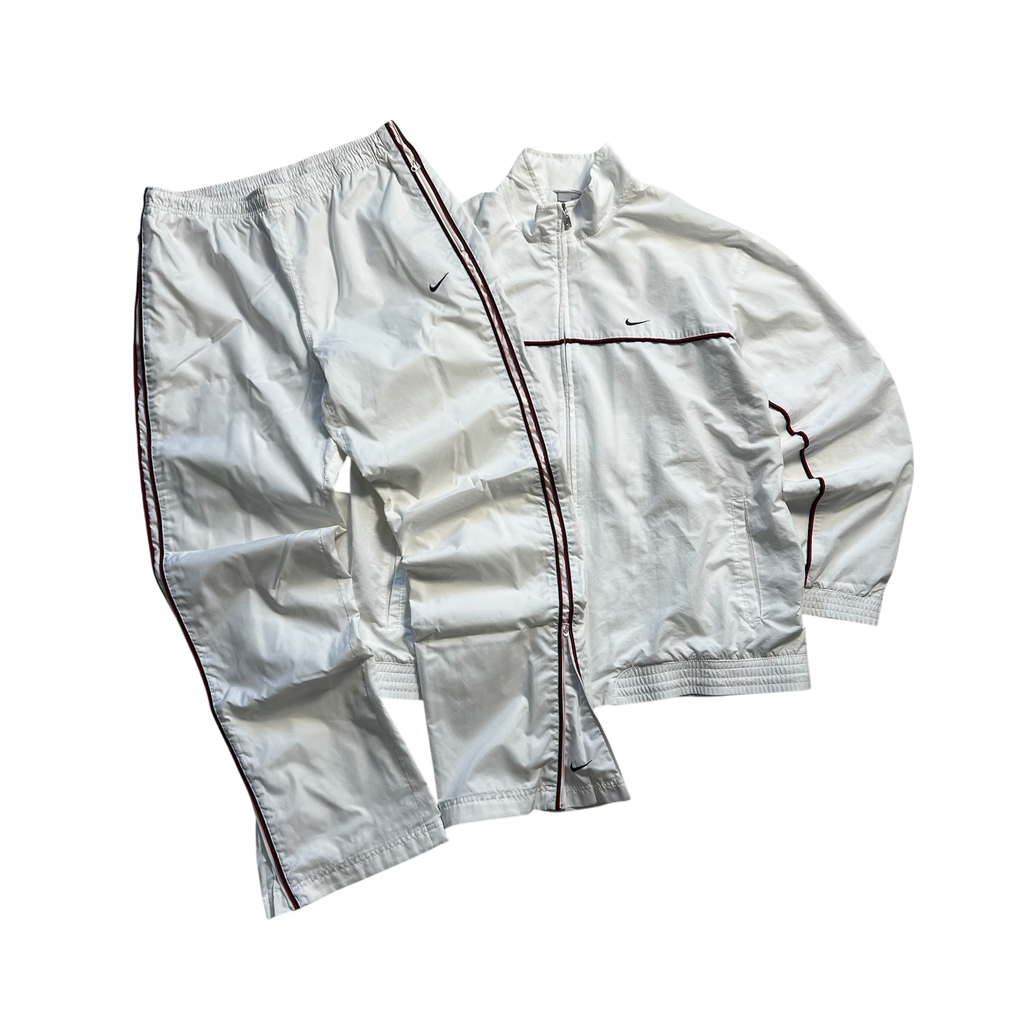 Nike vintage tracksuit (L-XXL)