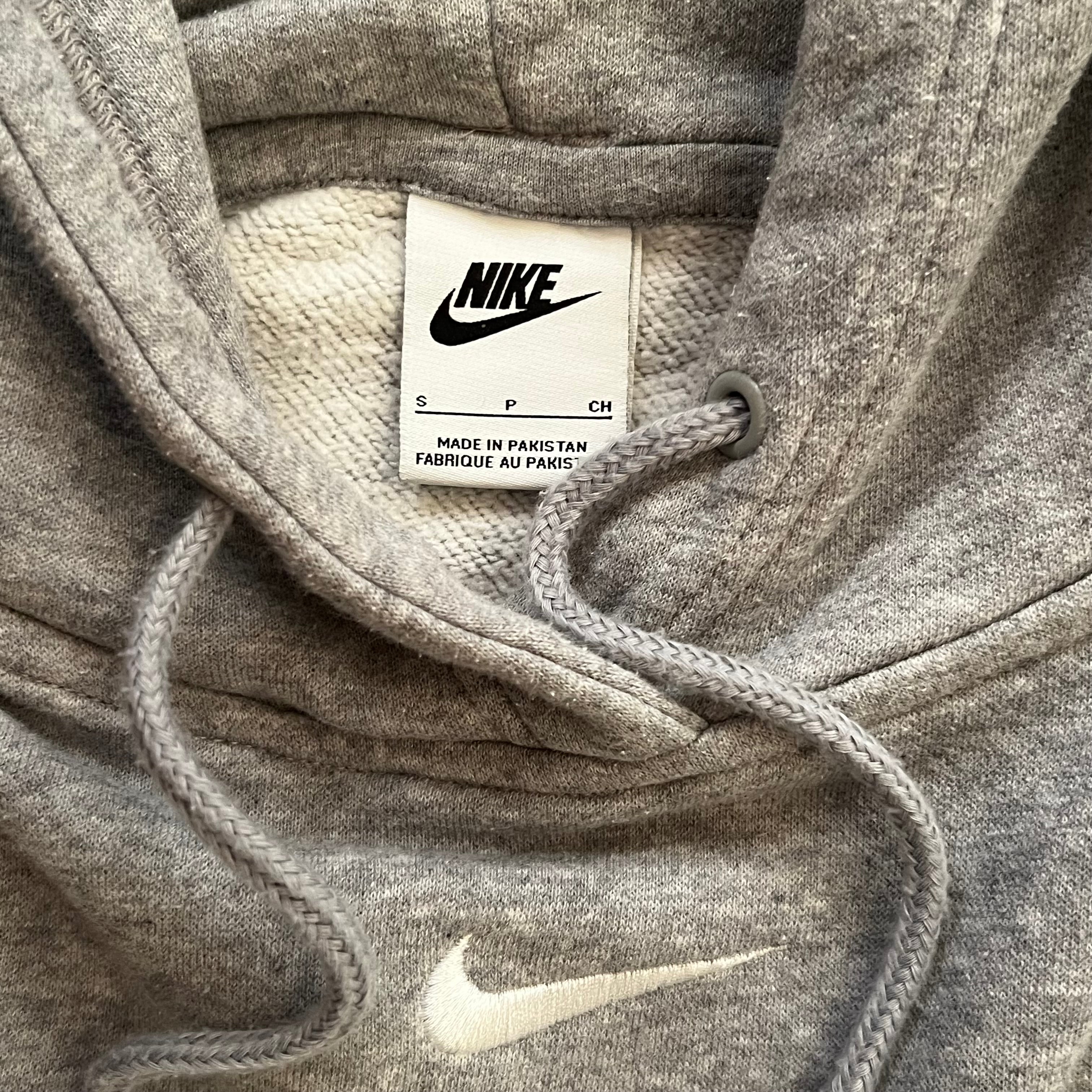 Nike vintage hoodie(S)