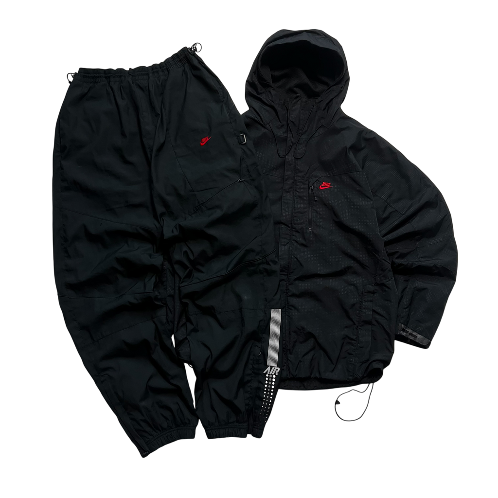 Nike vintage tracksuit (L-XL)